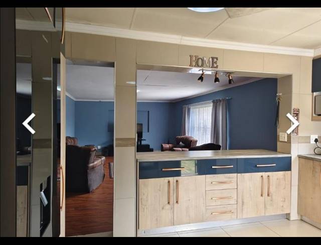 3 BEDROOM HOUSE FOR SALE IN ENNERDALE EXT 9